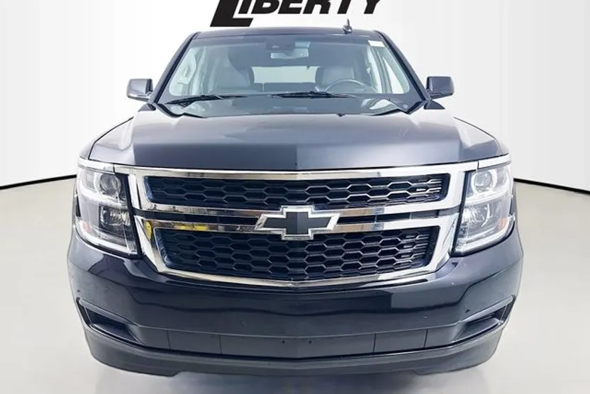 2019 Chevrolet Tahoe LT photo 1
