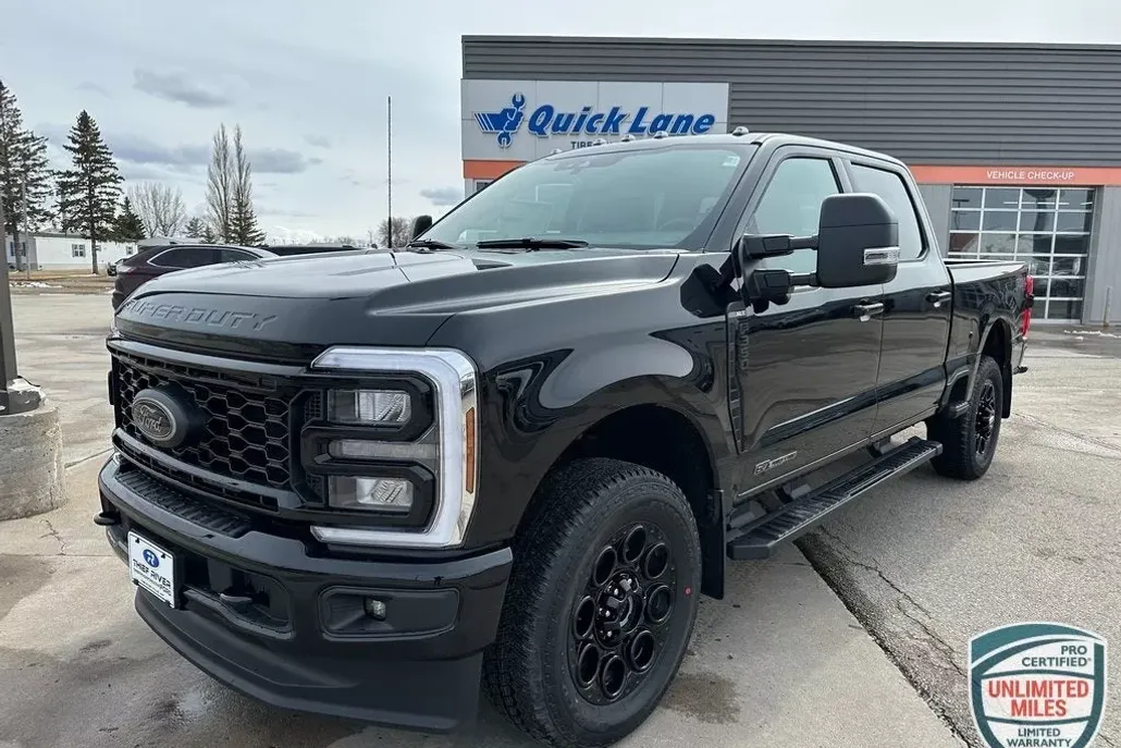 2025 Ford F-350 photo 1