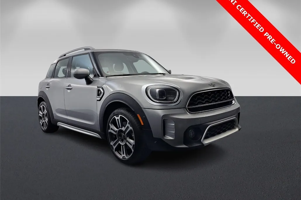 2023 Mini Countryman S Iconic photo 1