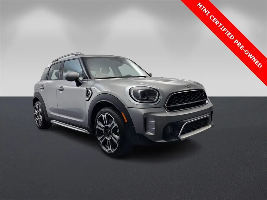 2023 Mini Countryman S Iconic photo 1