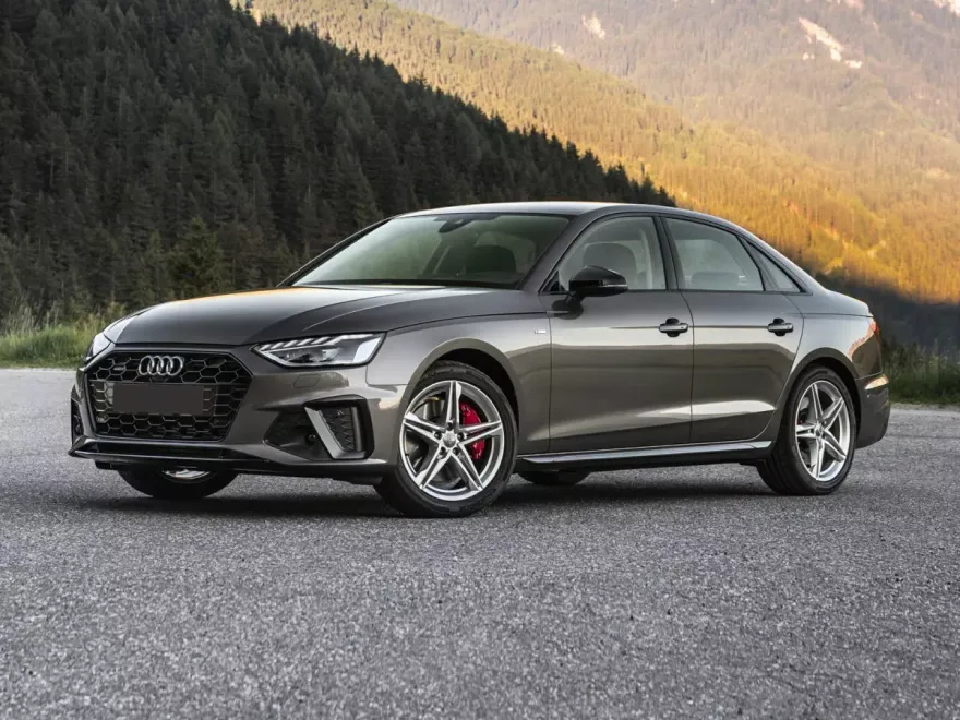 2021 Audi A4 S line Premium Plus photo 1