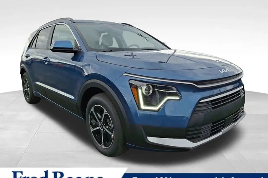 2025 Kia Niro EX photo 1