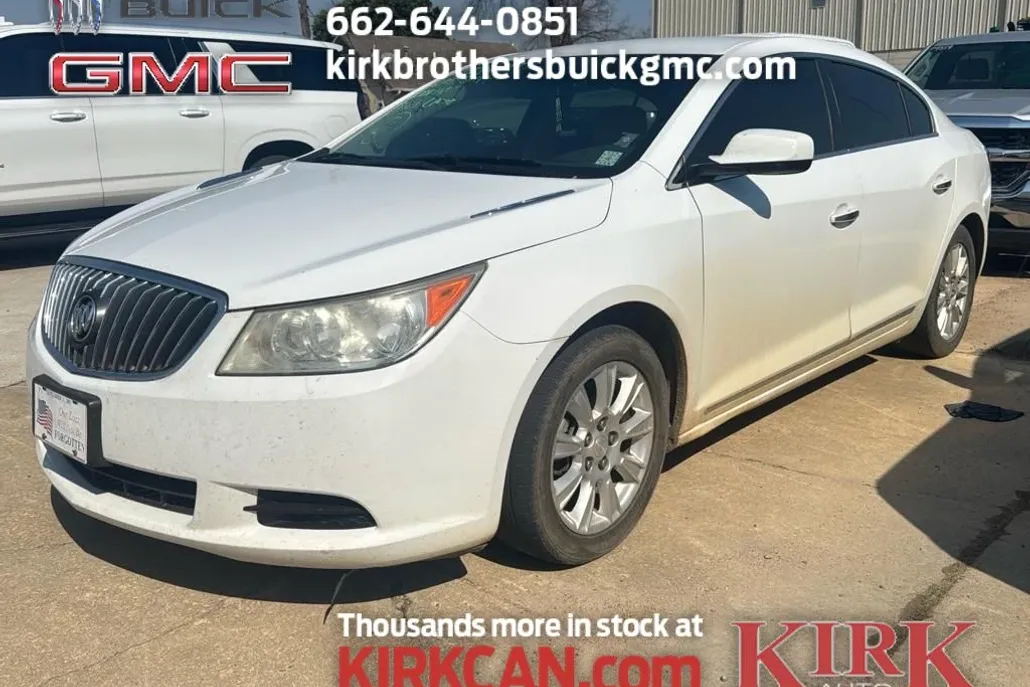 2013 Buick LaCrosse Base photo 1