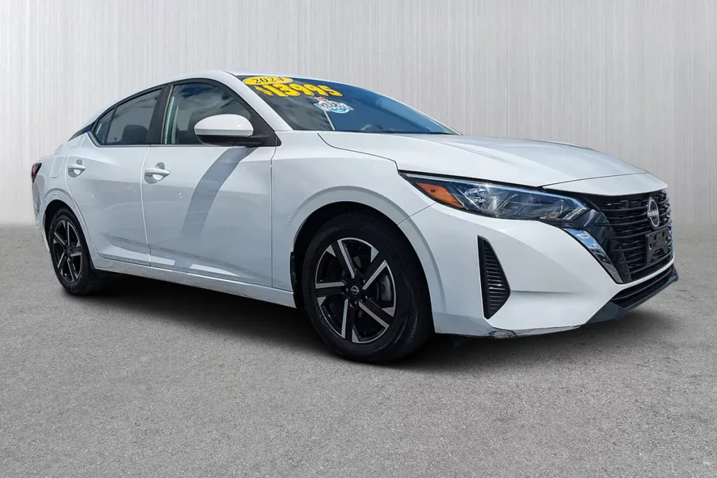 2024 Nissan Sentra SV photo 1