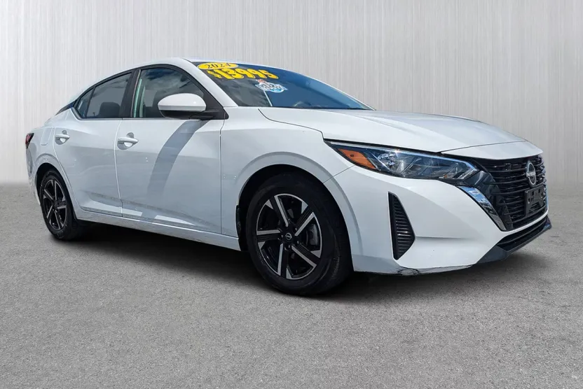 2024 Nissan Sentra SV photo 1