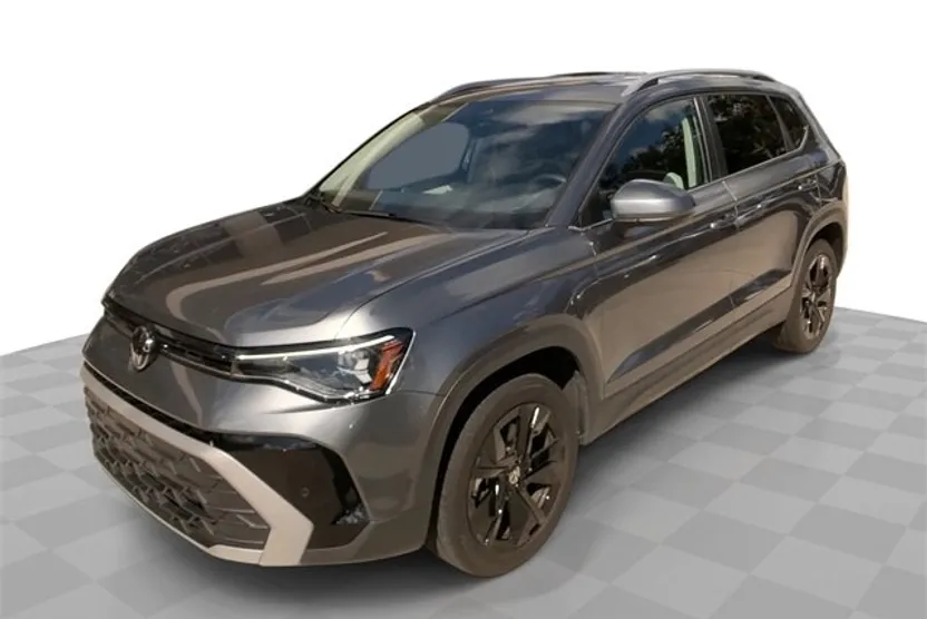 2025 Volkswagen Taos SE photo 1