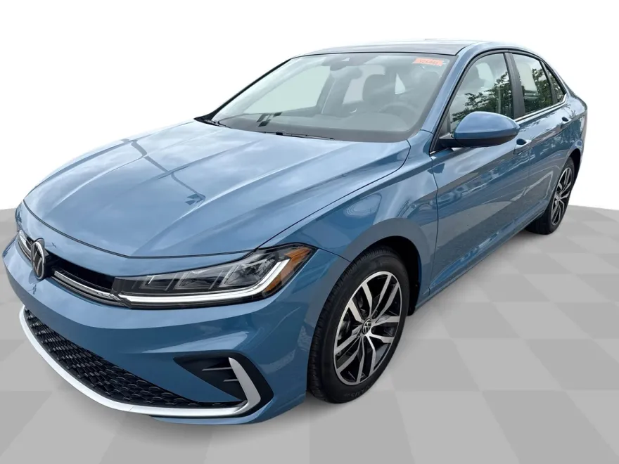 2025 Volkswagen Jetta SE photo 1