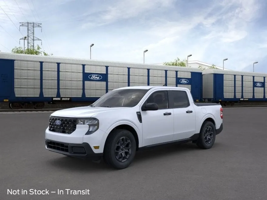 2025 Ford Maverick XLT photo 1