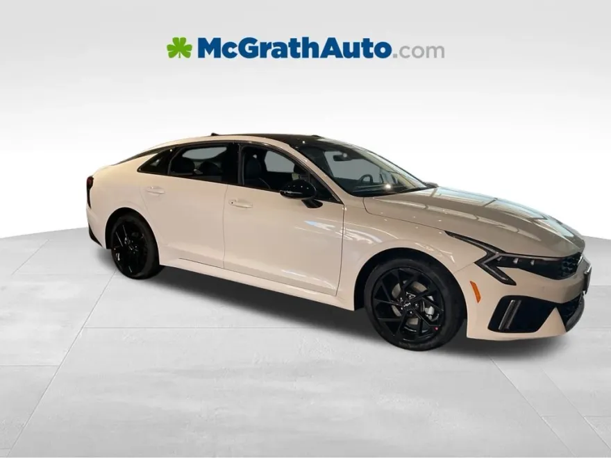 2026 Kia K5 GT-Line photo 1