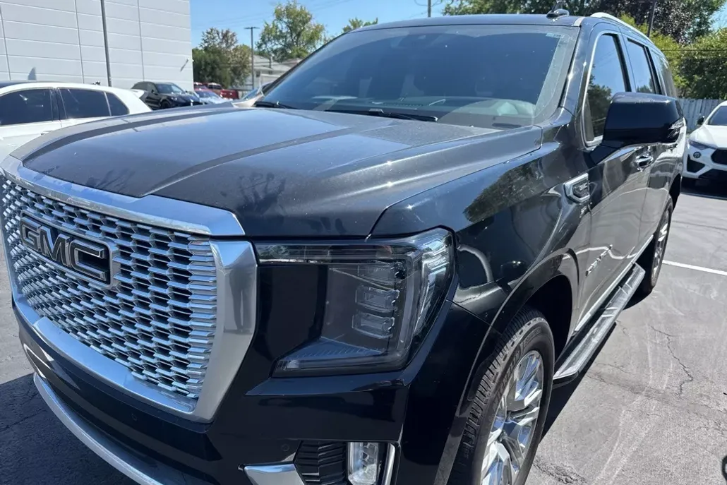 2023 Gmc Yukon Denali photo 1