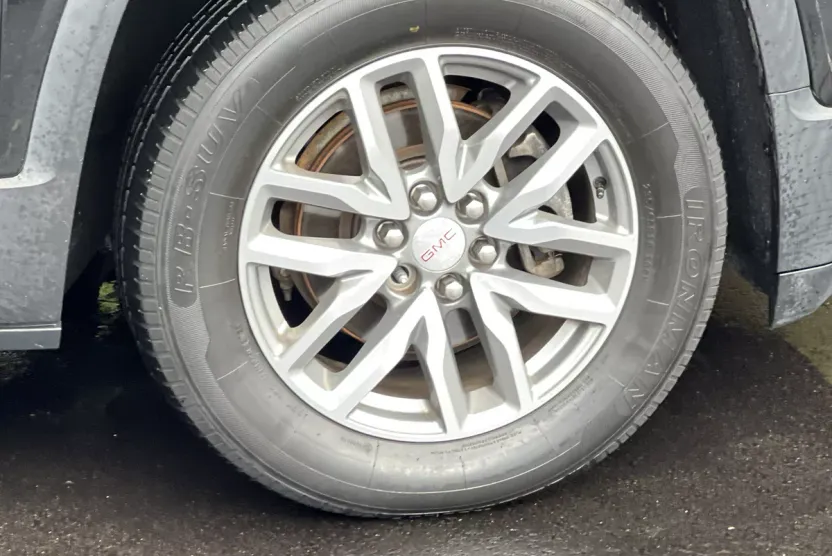 2017 Gmc Acadia SLE photo 1
