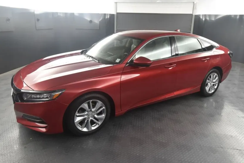 2018 Honda Accord LX photo 1