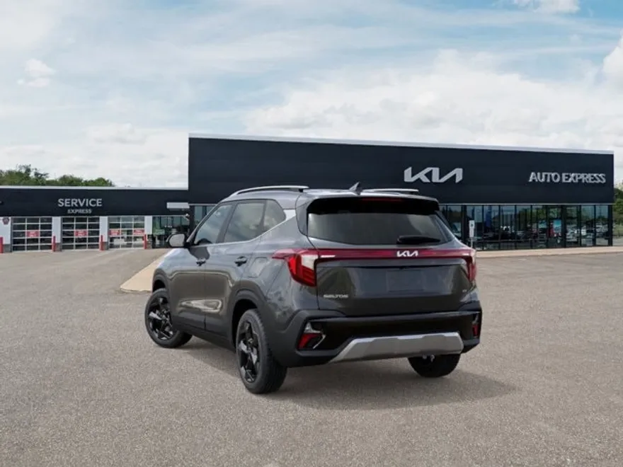 2026 Kia Seltos EX photo 1