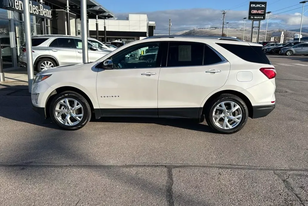 2021 Chevrolet Equinox Premier photo 1
