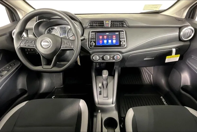 2025 Nissan Versa S photo 1