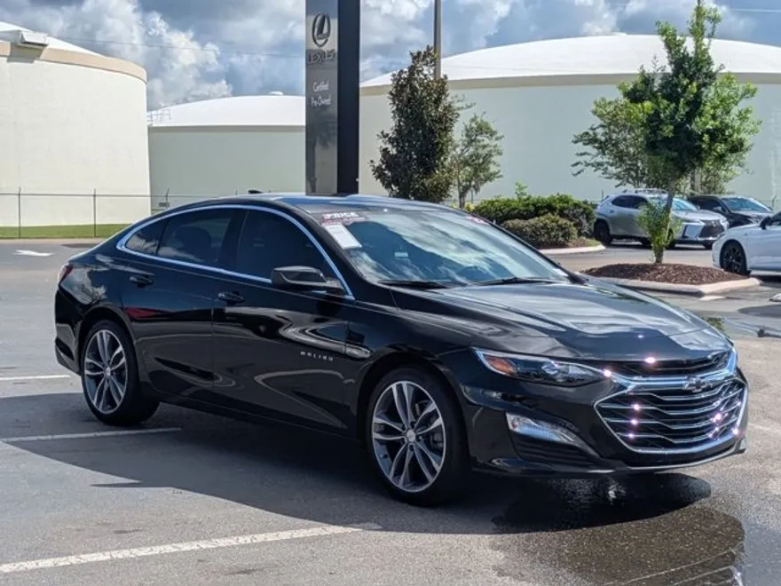 2022 Chevrolet Malibu 1LT photo 1
