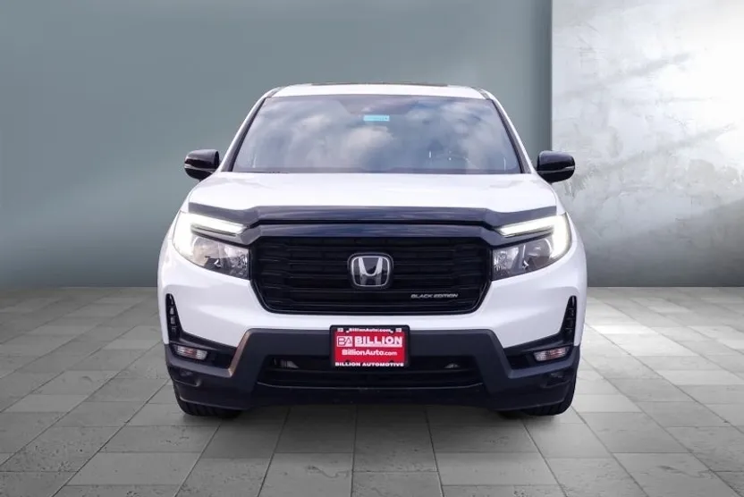 2022 Honda Ridgeline Black Edition photo 1