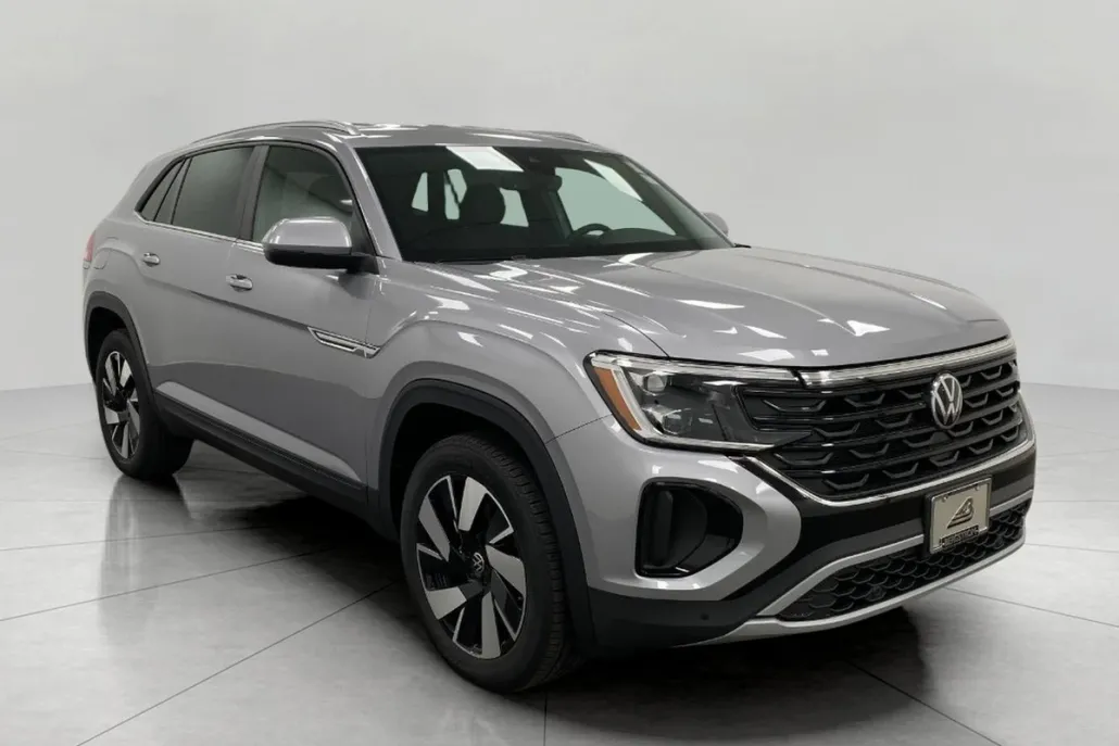 2025 Volkswagen Atlas Cross Sport SE Technology photo 1