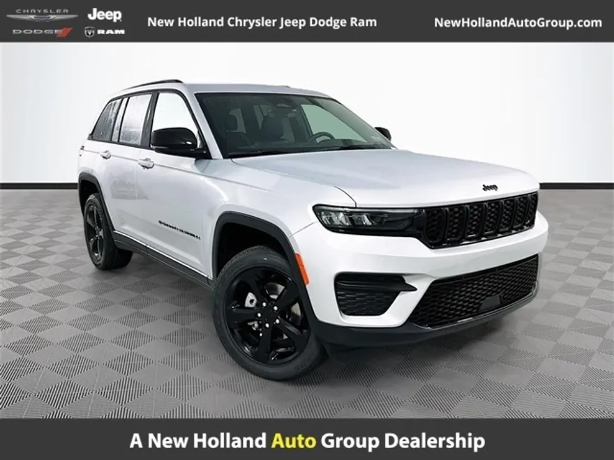 2025 Jeep Grand Cherokee Laredo Altitude X photo 1