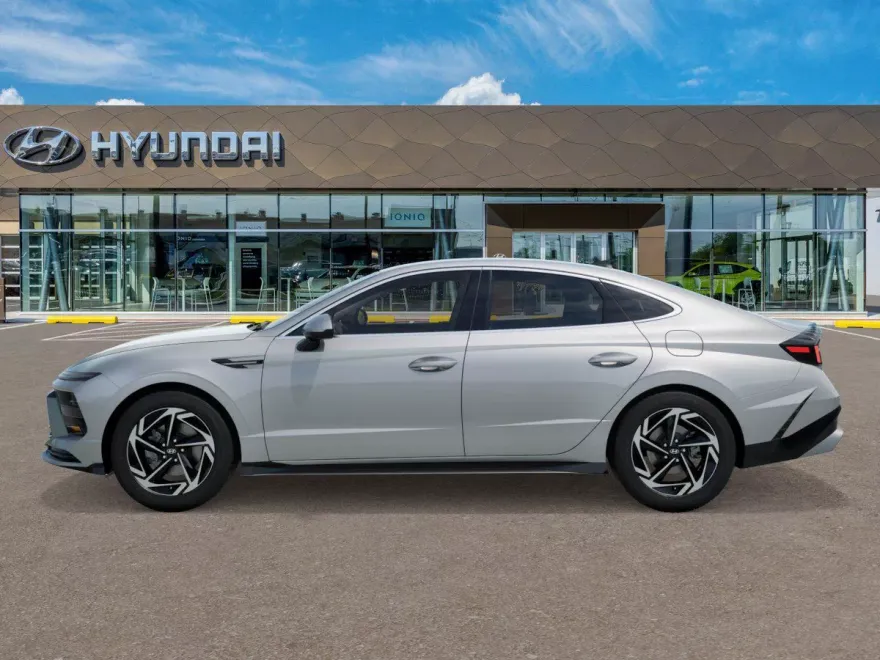 2026 Hyundai Sonata SEL Sport photo 1