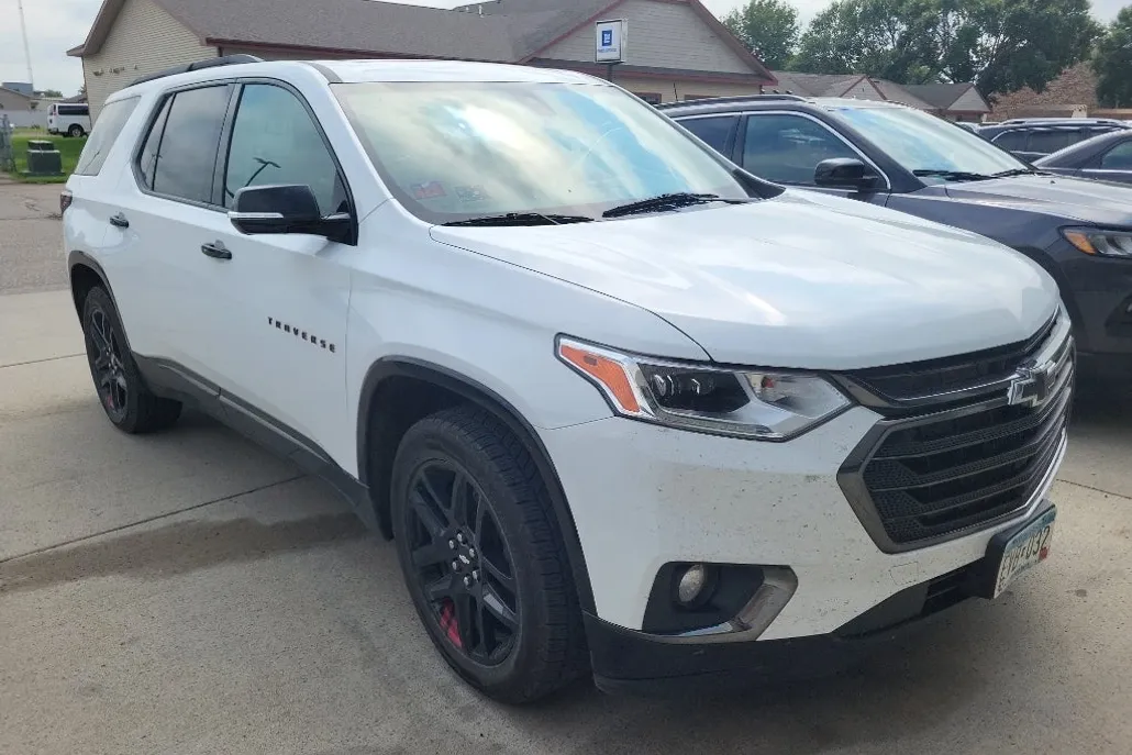 2020 Chevrolet Traverse Premier photo 1