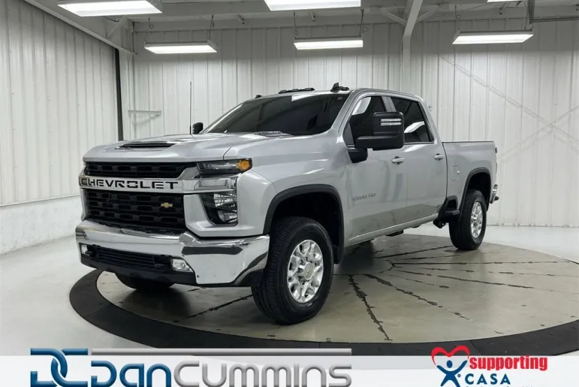 2022 Chevrolet Silverado 2500HD LT photo 1