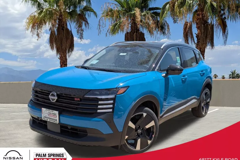 2025 Nissan Kicks SR photo 1