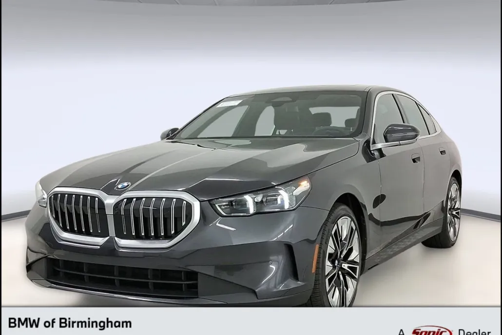 2025 Bmw 530i photo 1