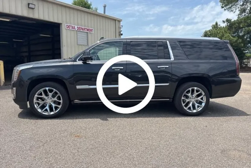 2019 Cadillac Escalade ESV Platinum photo 1