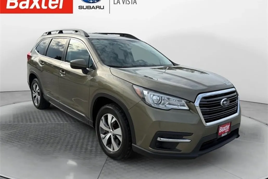 2022 Subaru Ascent Premium photo 1
