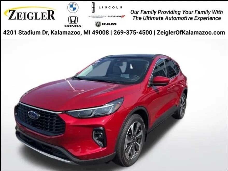2023 Ford Escape Platinum photo 1