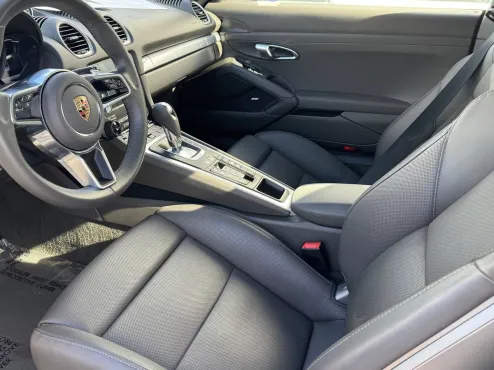 2025 Porsche Boxster photo 4