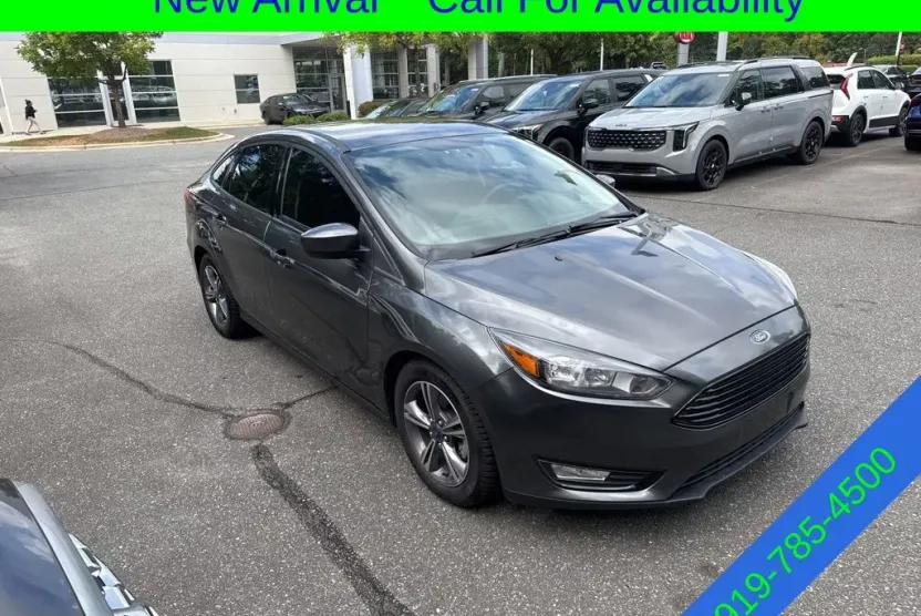 2018 Ford Focus SE photo 1