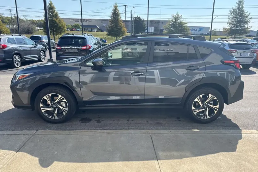 2025 Subaru Crosstrek Premium photo 1