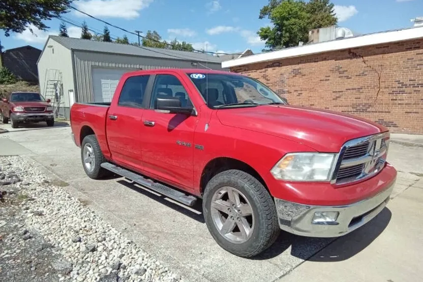 2009 Dodge Ram Laramie photo 1