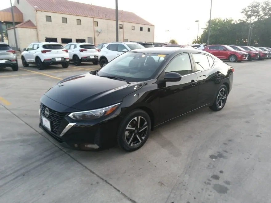 2024 Nissan Sentra SV photo 1