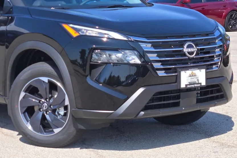2026 Nissan Rogue SV photo 1