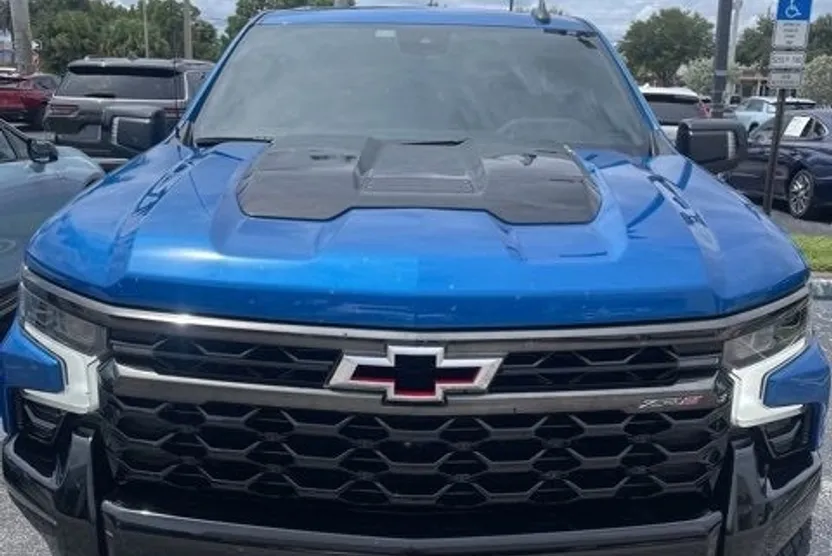 2022 Chevrolet Silverado 1500 ZR2 photo 1