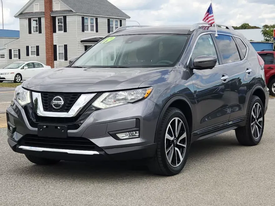 2019 Nissan Rogue SL photo 1