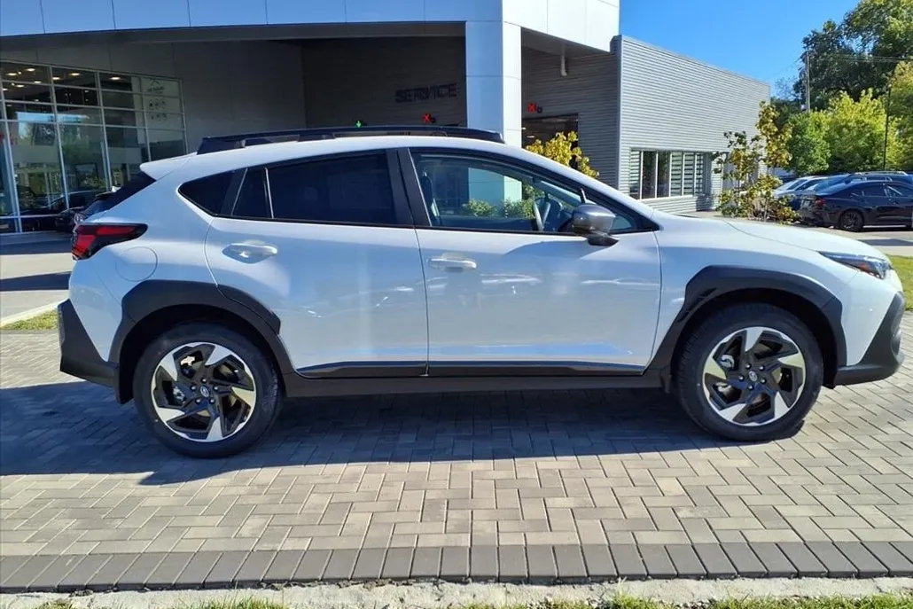 2025 Subaru Crosstrek Limited photo 1