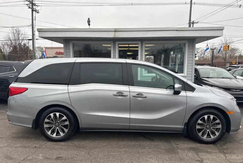 2022 Honda Odyssey EX-L photo 1