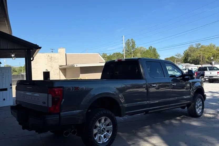 2017 Ford F-250 King Ranch photo 1