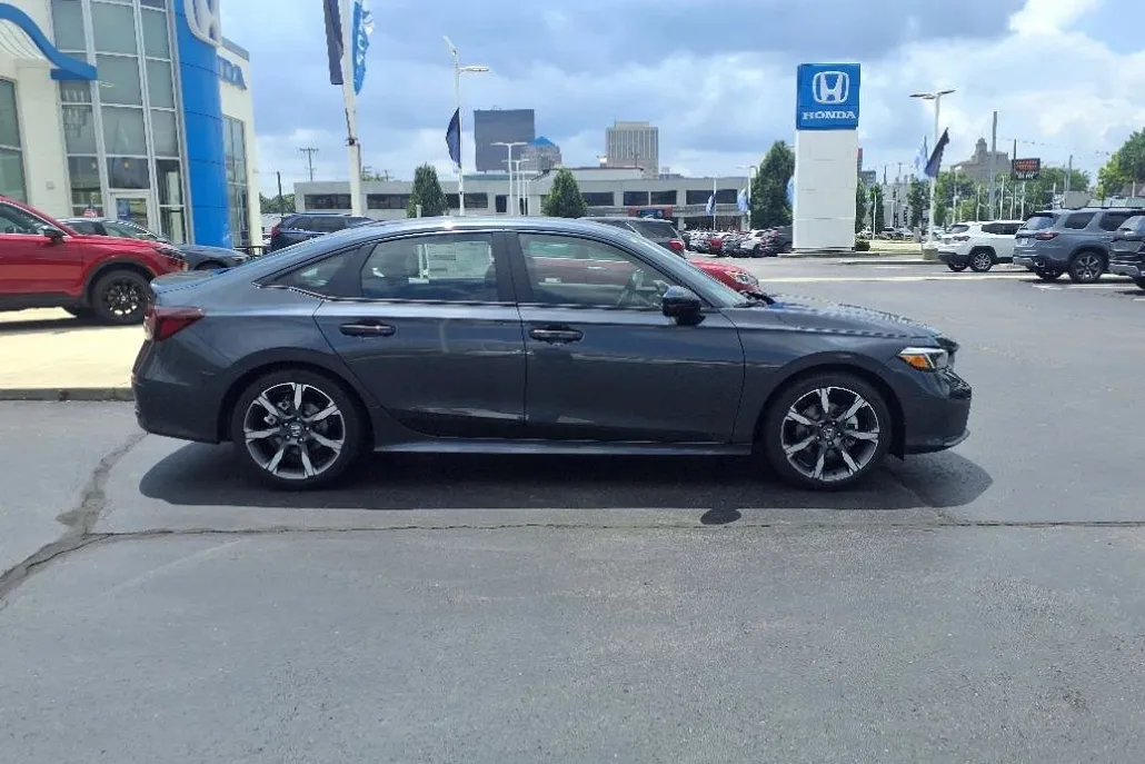 2026 Honda Civic Hybrid Sport Touring photo 1