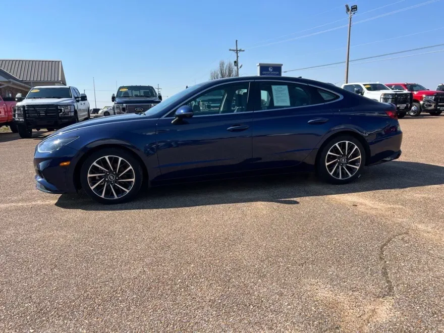 2022 Hyundai Sonata Limited photo 1
