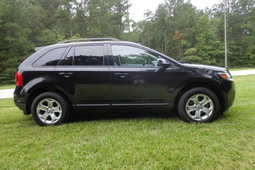 2014 Ford Edge SEL photo 1