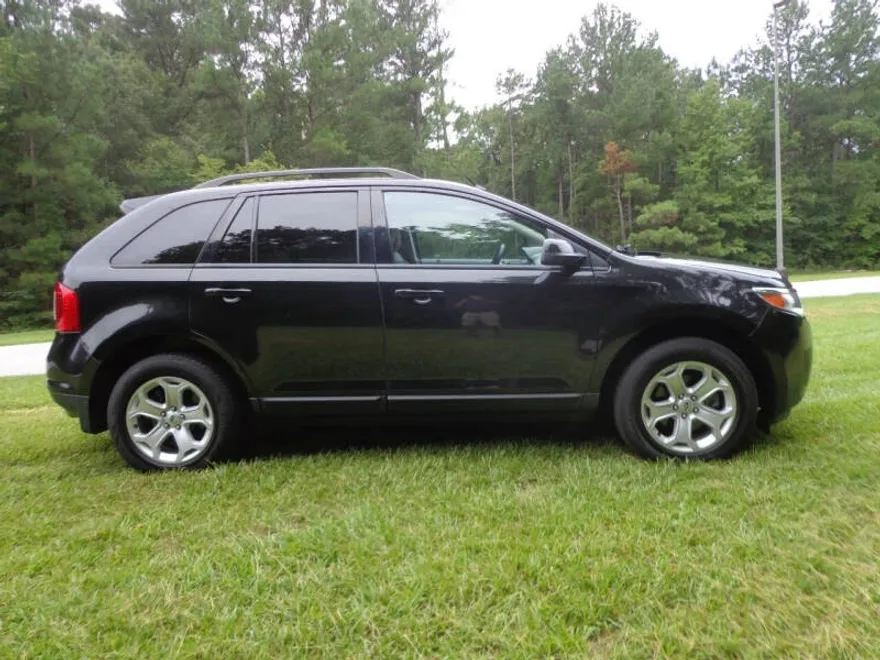 2014 Ford Edge SEL photo 1