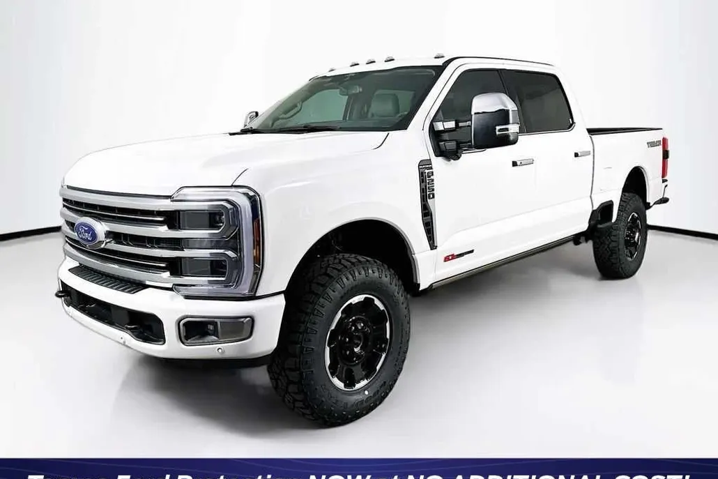 2026 Ford F-250 Platinum photo 1