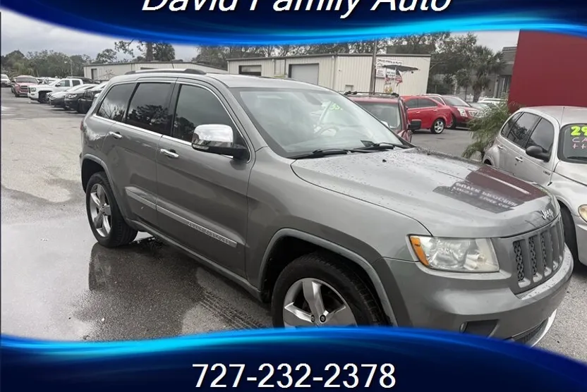 2011 Jeep Grand Cherokee Overland photo 1