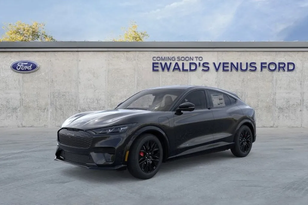 2025 Ford Mustang Mach-E Premium photo 1