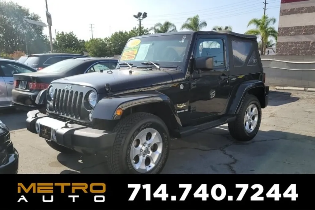 2015 Jeep Wrangler Sahara photo 1